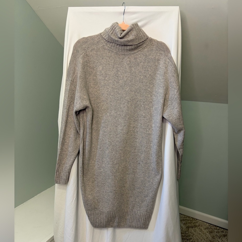 GAP Light Gray Turtleneck Sweater dress size small - Picture 2 of 8